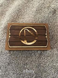 Borderlands Level 50 Limited Edition Golden Loot Chest pin set