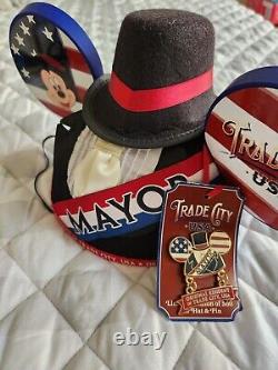 Disney Trade City Lot Mayor Mickey Ear Hat, Pin Set, Pin Bag Limited Edition 500