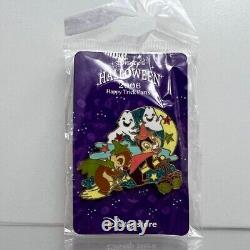 Japan Disney Store Pin Badge 2006 Halloween Chip Dale Le Limited Edition #88