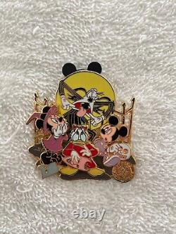 Limited Edition Of 1200 the nightmare before christmas pin 2008 tyler dumas